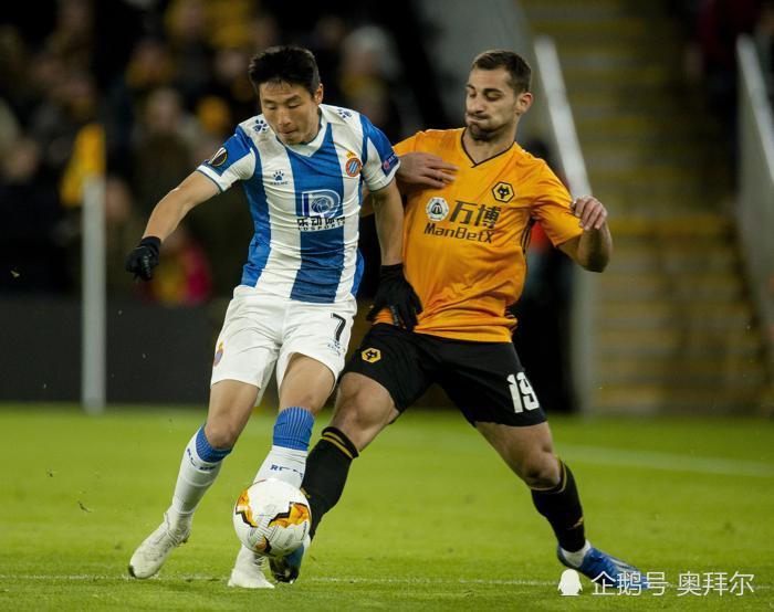 ayxsport-里程碑夜里尔临场应变；中超集结日刷纪录；气氛紧张；临场指挥获称赞的简单介绍